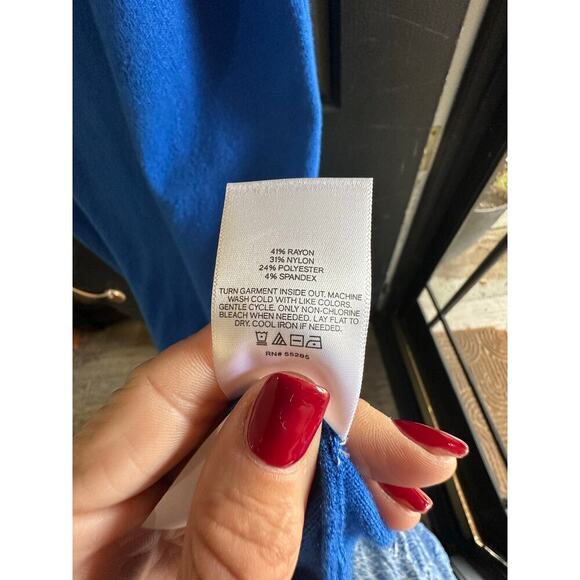 NWT Express Women's B;ue Long Sleeve Turtleneck Oversized Sweater Size XL - Picture 8 of 9